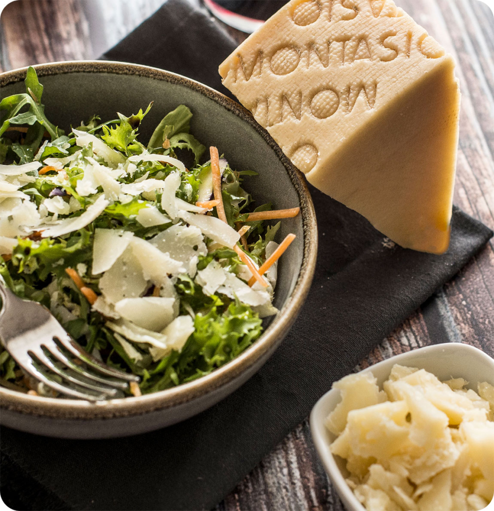 terrina di verdura con scaglie di montasio invecchiato